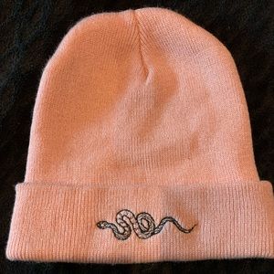 💓Pink Embroidered Knit Beanie🖤
